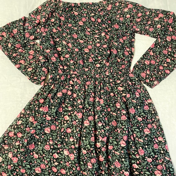 Floral Dress - Picture 5 of 6